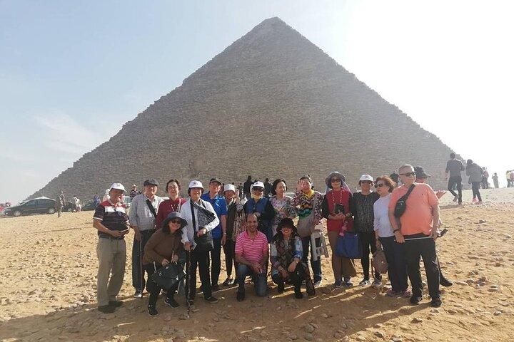 Pyramiderna i Giza och Sfinxen