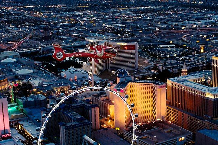Las Vegas Strip Highlights med helikopter om natten