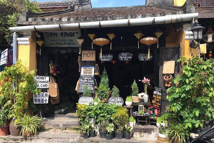 ホイアン旧市街と地元の食べ物