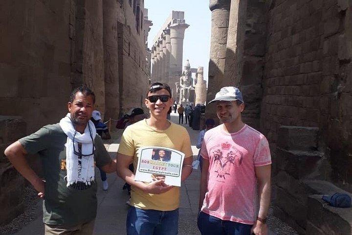 Explore Egypt 8 Days Include Bob Marley Guesthouse Accommodation.