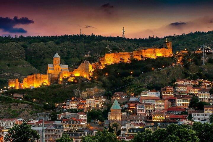 Tiflis nach Batumi oder umgekehrt - Privattransfer