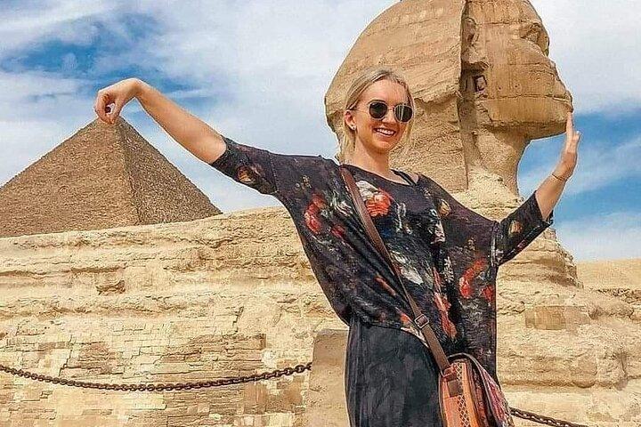 Kamel- eller hästridning på Giza Pyramids Area inkluderar grillmiddag