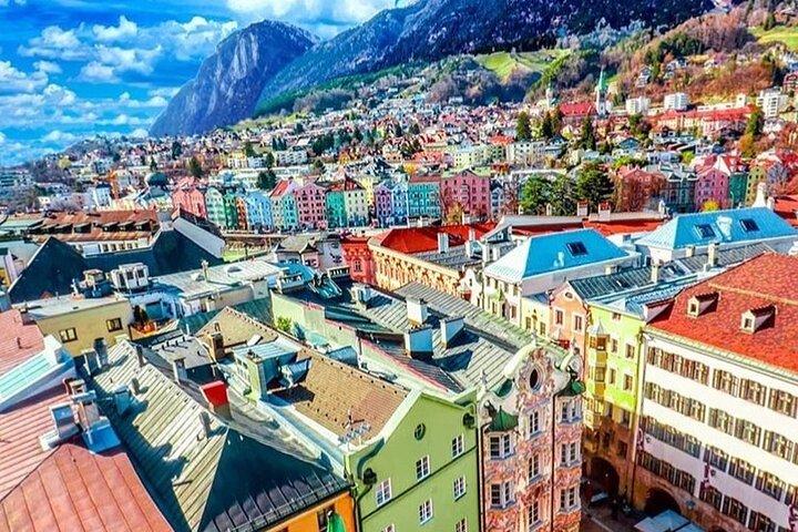 Selvguidet 1,5-timers rundtur i Innsbruck: Spændende historier, fotospots og desserter