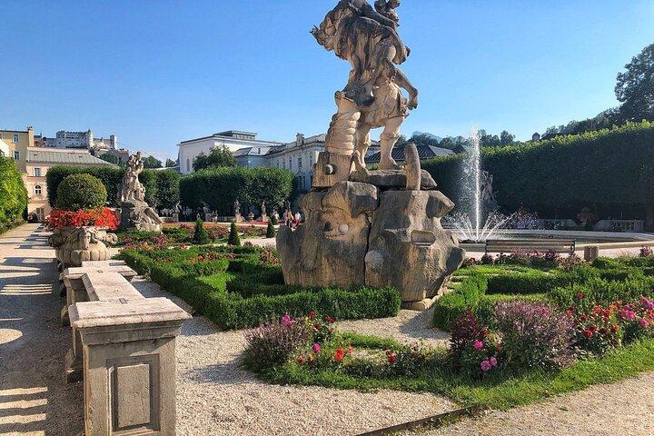 Tour autoguidato di Salisburgo: storie, spot fotografici e dessert