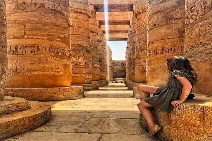Excursion d'une journée à Louxor depuis le Caire en train VIP