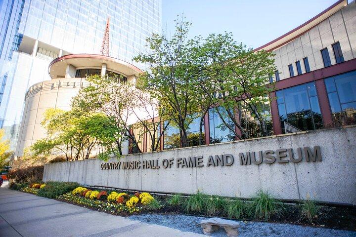 ライマン&カントリー・ミュージックの殿堂入場付きナッシュビル・シティ・ツアー