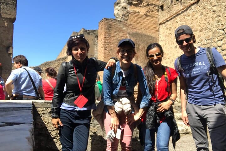 Pompeii Small Group with an Archaeologist and Skip The Line
