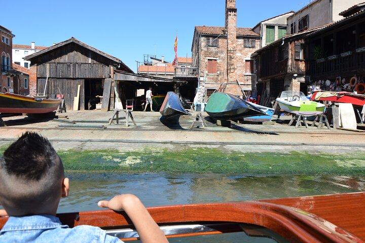 Tour 1 HRS Gran Canal com barco de luxo