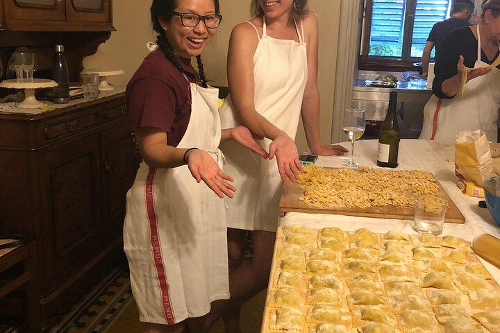 Aula de culinária privada de 4 horas Experiência toscana exclusiva em Siena