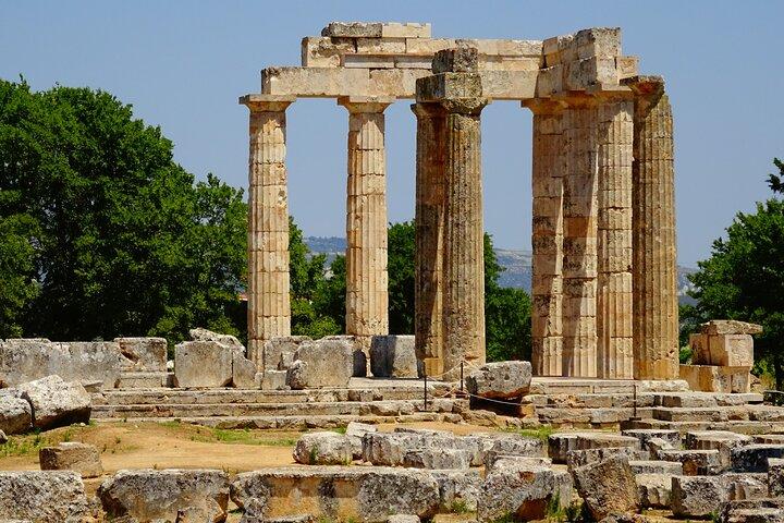 Excursion privée d'une journée à Ancient Nemea au départ d'Athènes avec dégustation de vin