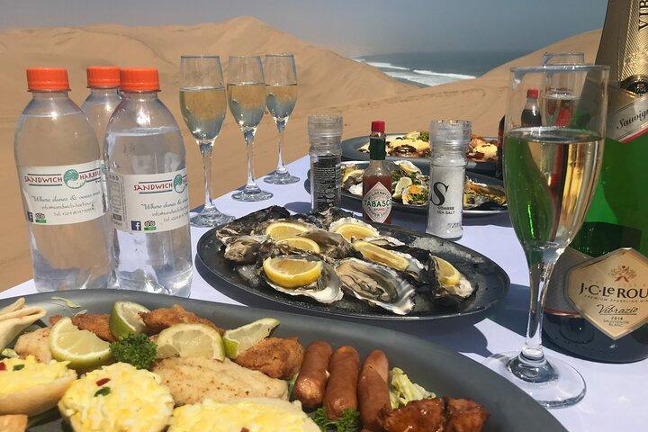 ランチ付きウォルビスベイからの半日サンドイッチハーバーツアー