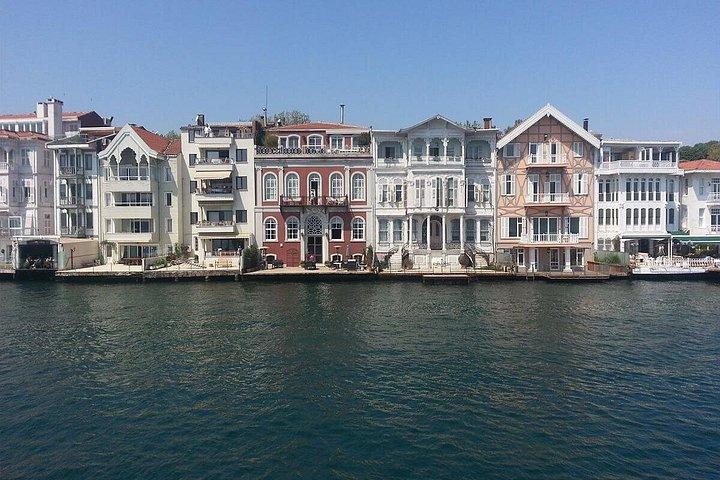 Istanbul: Bosphorus Cruise Tour