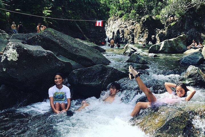 Tour privado de día completo a las cataratas de Tinajas en El Yunque