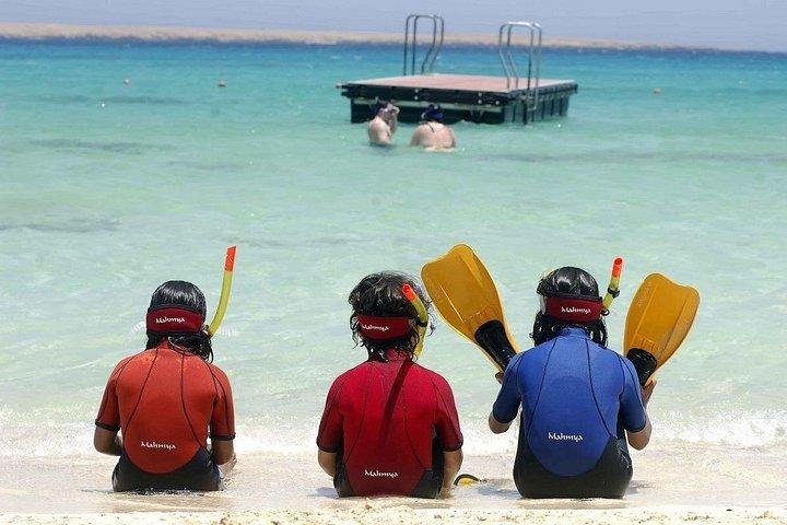 ハルガダからマフマヤ、ギフトン諸島へのシュノーケリングクルーズ