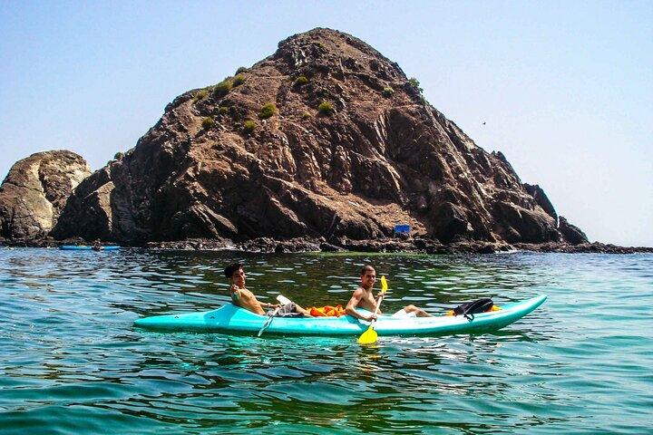 Schnorchel- und Wassersportaktivitäten auf Fujairah Snoopy Island