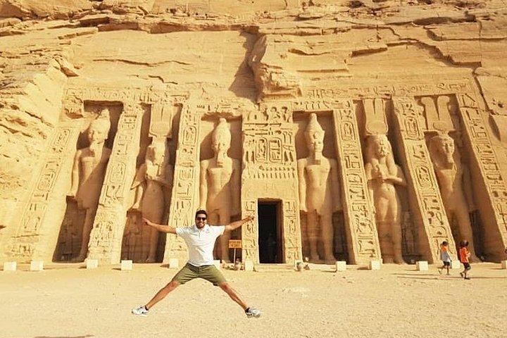 Trip to Abu Simbel Temple by Coach From Aswan