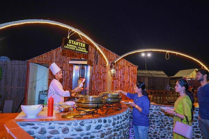 ドバイプレミアムデザートサファリBBQディナー＆VIPキャンプ体験付