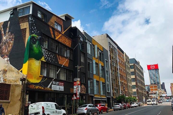 ヨハネスブルグ：マボネン ストリート アート & カルチャー ツアー