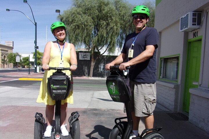 Downtown Las Vegas Evening Tour av Segway