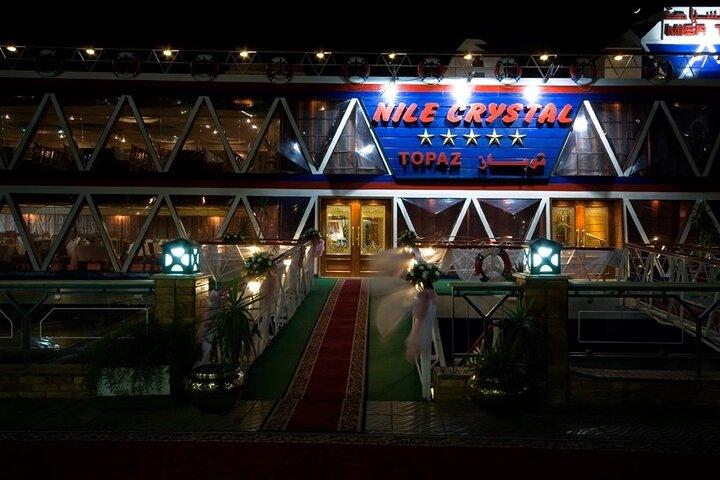 Nacht-Dinner-Kreuzfahrt in Kairo auf dem Nil mit Bauchtänzerin und Abendessen