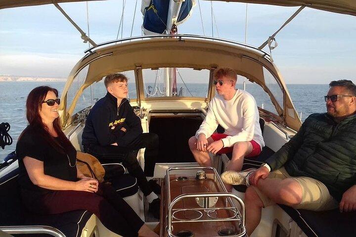 Tour por la costa en un yate de vela de lujo - Vilamoura (máx. 12 personas)