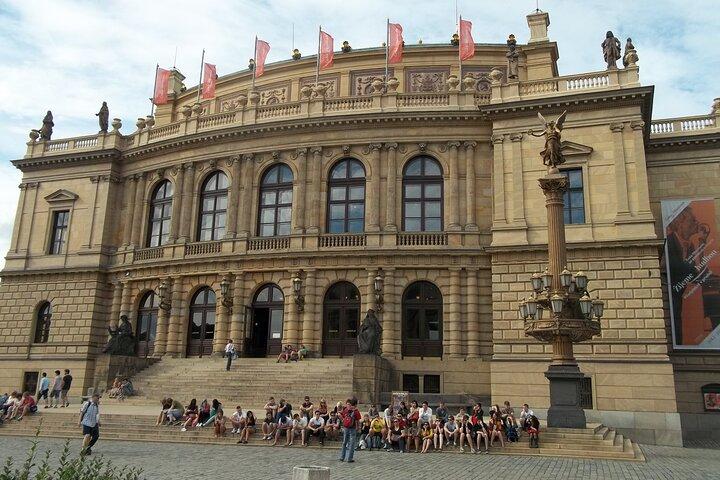 6 hours Musical Prague Private Tour by car
