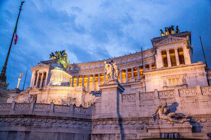Visite privée à pied de Rome la nuit