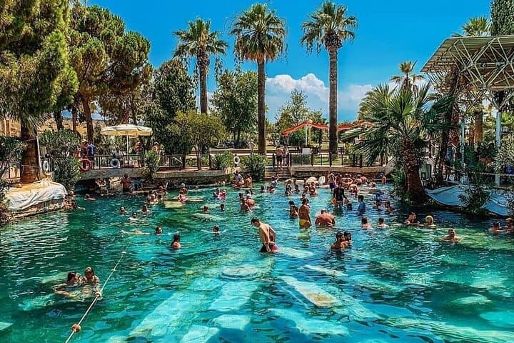 Private Pamukkale Day Tour from Istanbul by Plane