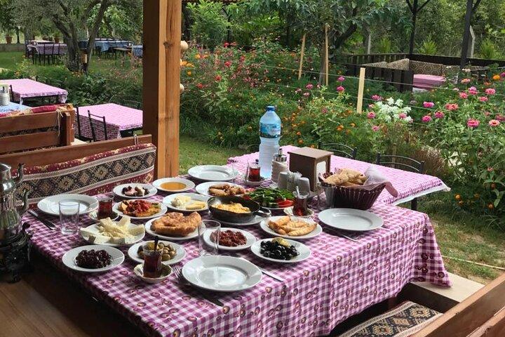 Kusadasi Selcuk Éfeso Gourmet e Street Food Tour