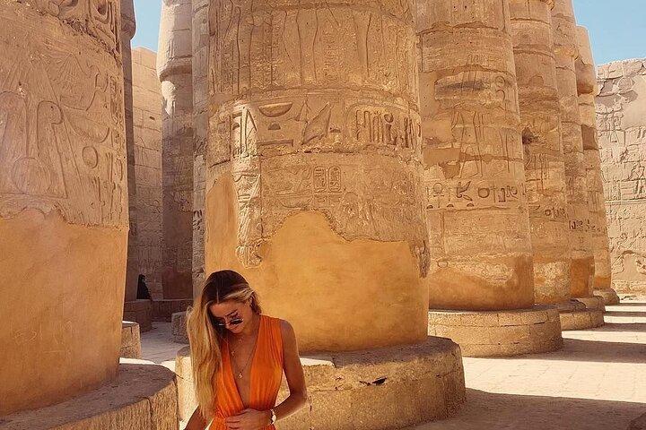 Excursão privada de um dia às margens leste e oeste de luxor de hurghada em veículo particular