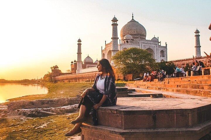 Ladies Special nur - Same Day Agra Trip
