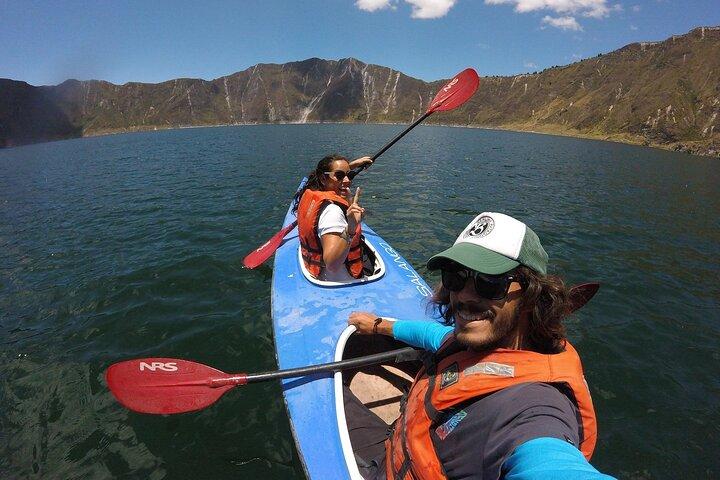 Daydream in Quilotoa: Laguna's Enchanting Embrace Awaits