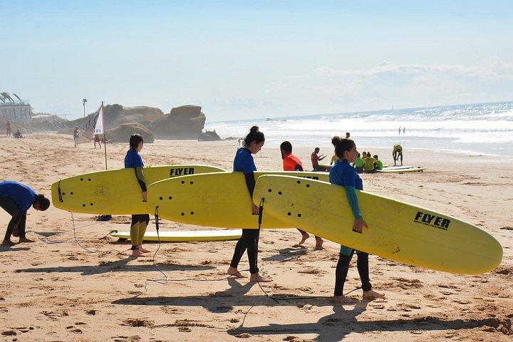 Albufeira: Beginner Surf Lesson at Galé Beach