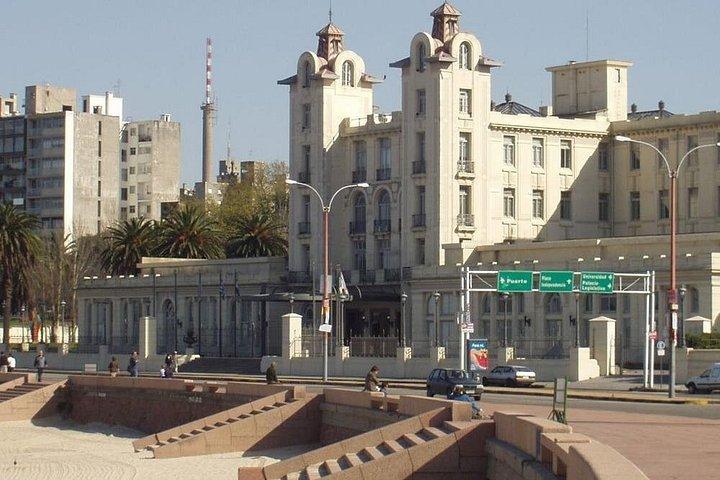 Private City Tour in Montevideo