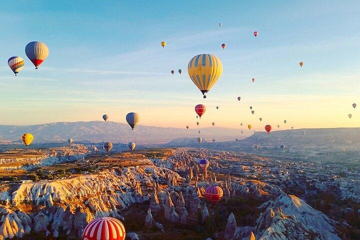 Istanbul to Cappadocia 4 days 3 night Package Tour