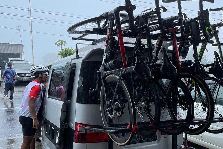 サイクリングツアーサポートと避難車