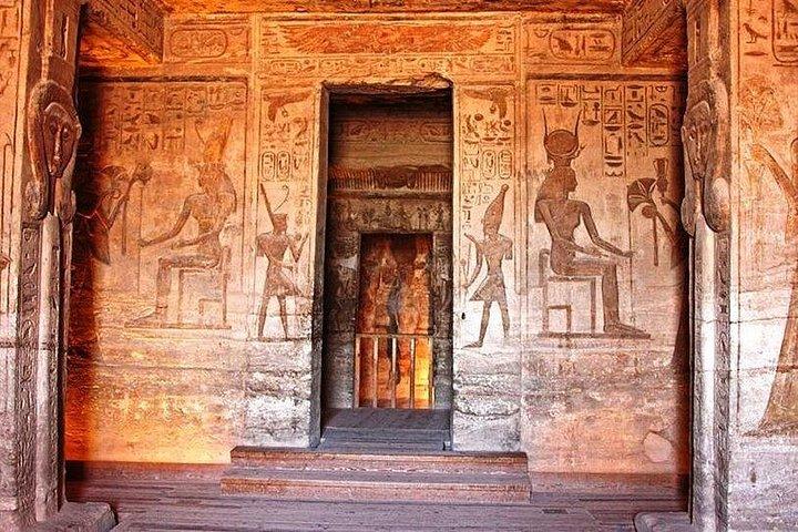 Private Tour: Abu Simbel by Minibus from Aswan