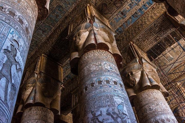 ルクソールからのフェルッカとデンダラとアビドス寺院へのプライベートガイド付き日帰り旅行