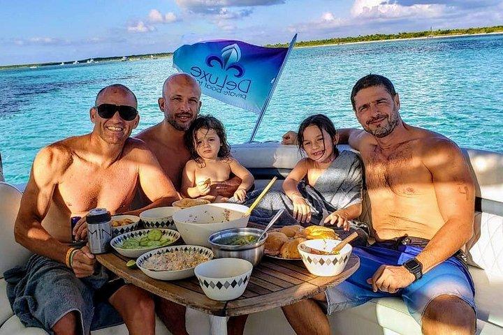 Deluxe Private Boats - 40 ft Sea Ray