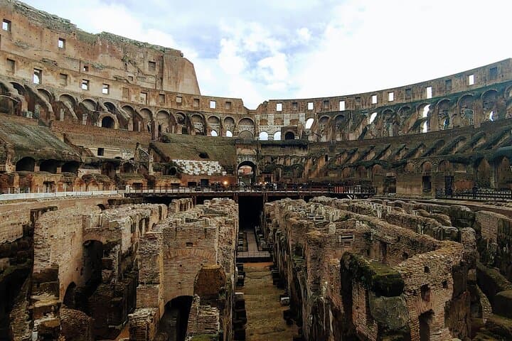Rome: Colosseum Express Guided Tour