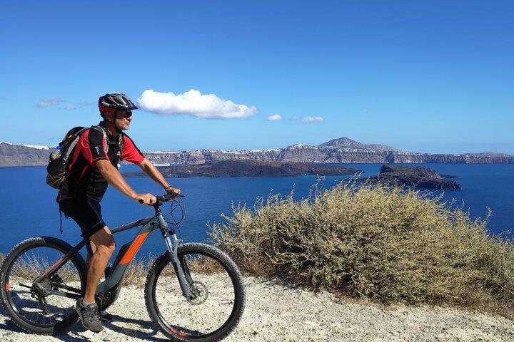 Thirassia 5 - Excursão por hora com almoço a partir de Santorini