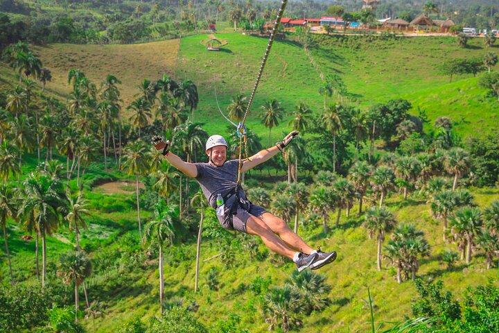 Punta Cana Zipline - 8 linhas e uma ponte suspenseful