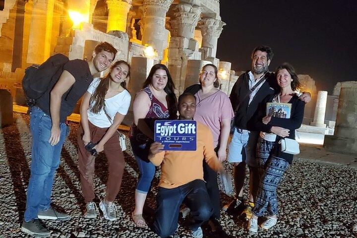Increíble crucero de 2 noches desde Asuán a Luxor, incluidos tours y globo aerostático