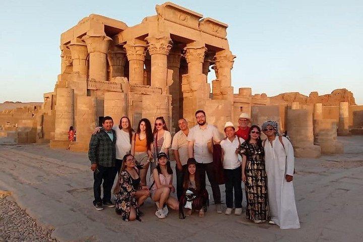 ツアーと熱気球を含む、アスワンからルクソールへの素晴らしい 2 泊クルーズ