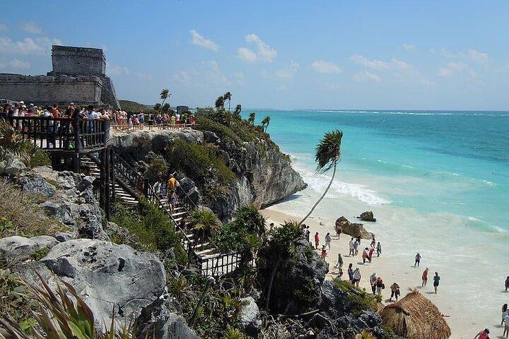 Transfer van Cancun Airport naar TULUM Downtown