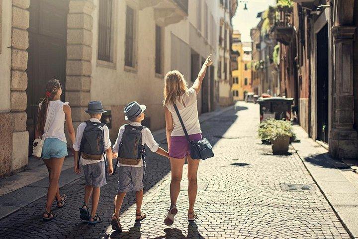 Discover Lisbon while playing! Escape game - The alchemist