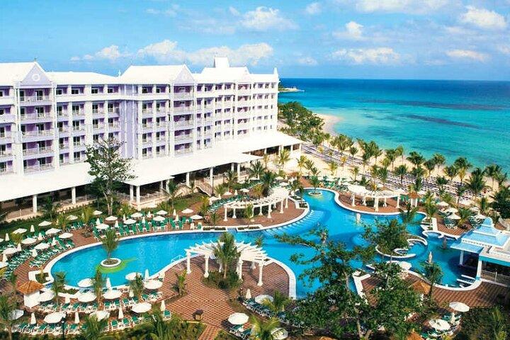 Mbj Flygplatstransfer till Riu Ocho Rios Hotel