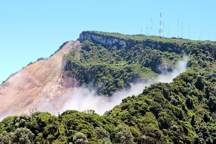 Irazú Volcano National Park (Half Day)