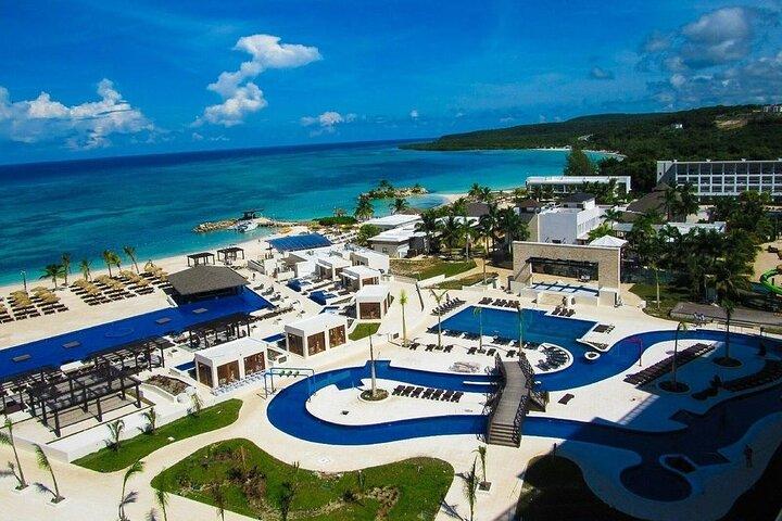 Royalton Hideaway Blue Waters transfers van/naar de luchthaven