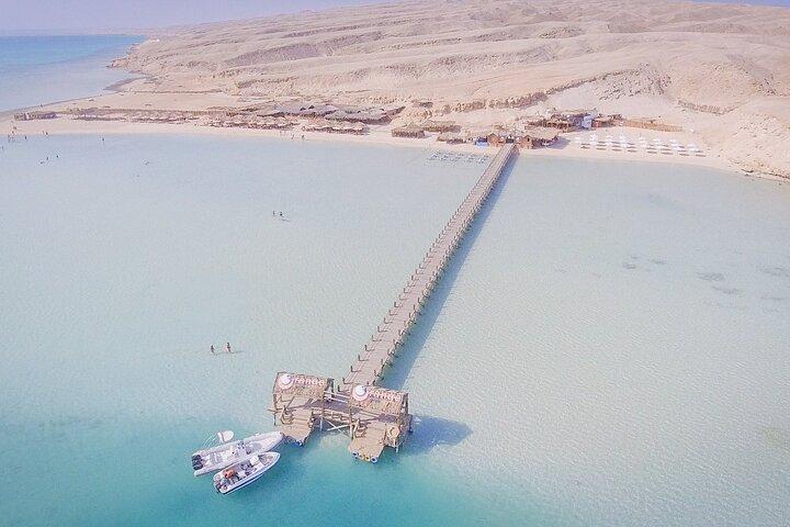 ハルガダから：ランチ付きのオレンジベイシュノーケリング旅行